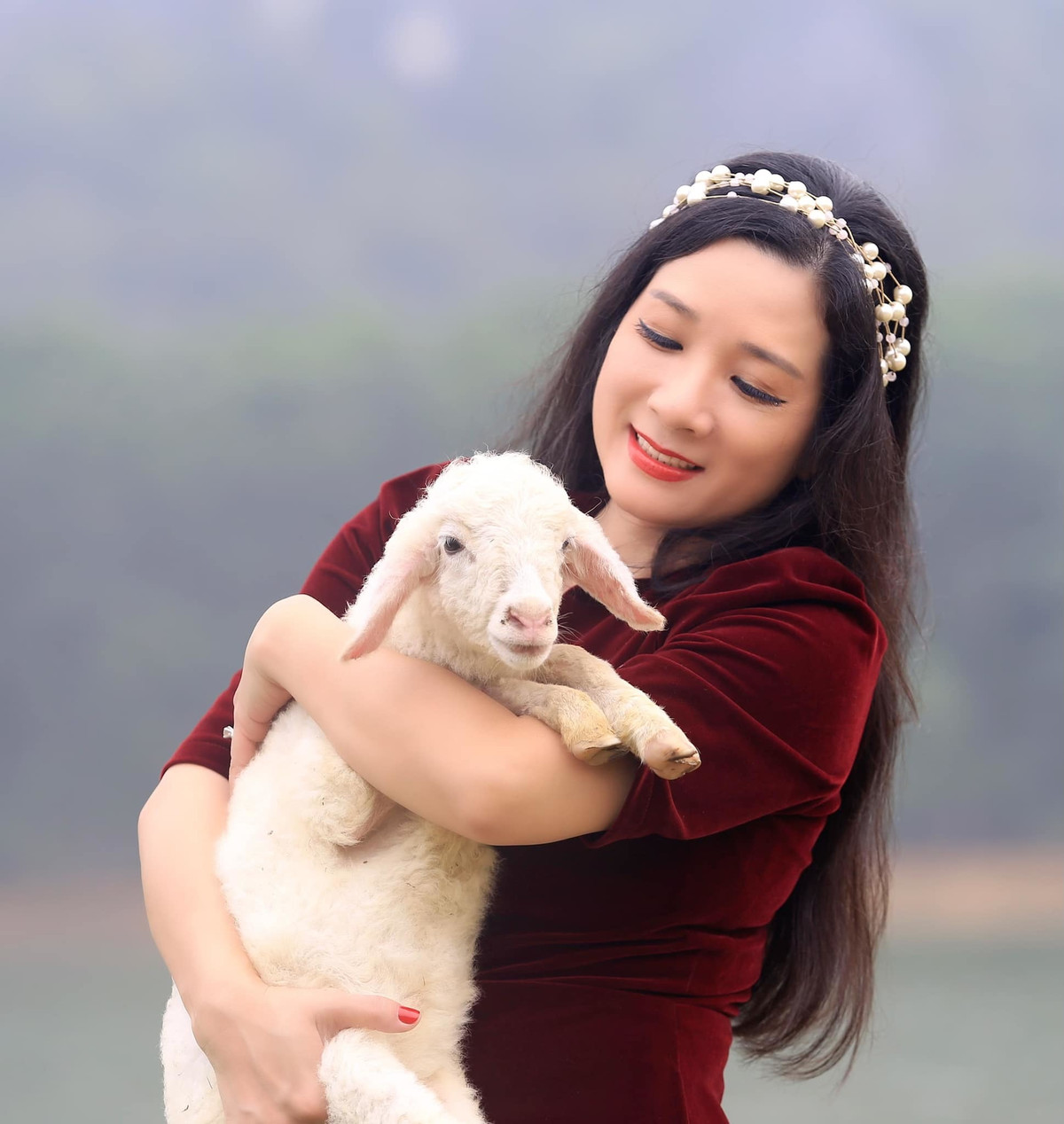 Thanh Thanh Hien tuoi 52: Lam me don than, song an yen ben con gai-Hinh-15