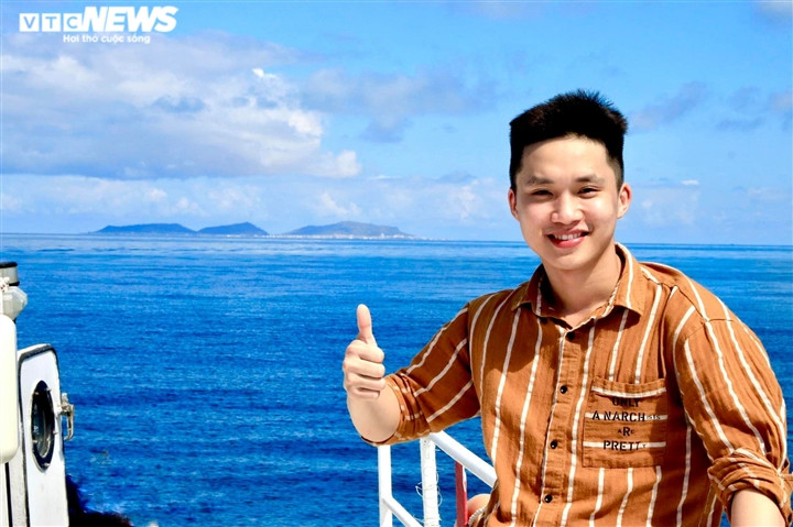 Bac si tre cao troc dau, cuoi rang ro vao tam dich Bac Giang