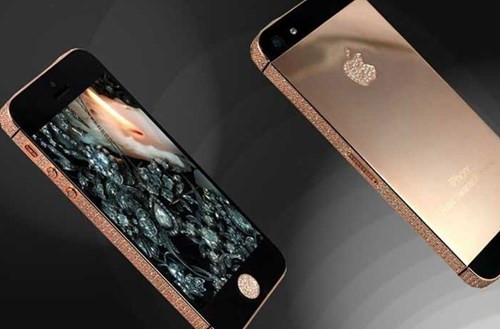 Có tên là "Rose Gold iPhone 5S Ambassador", phiên bản iPhone 5S được mạ vàng hồng này danh cho những ai thích sự tinh tế, huyền ảo. Giá của nó tầm 6.000 USD (khoảng 128 triệu đồng).
