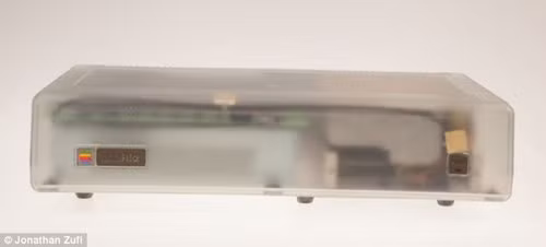 ProFile, ổ cứng đầu tiên được sản xuất bởi Apple vào năm 1983, mục đích sử dụng ban đầu là dành cho máy tính cá nhân Apple III.