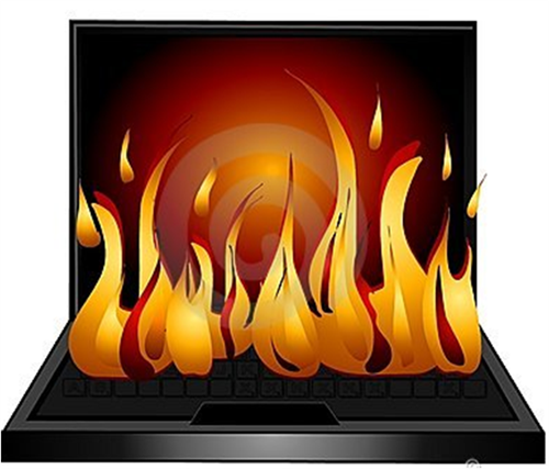  6. Không chú trọng yếu tố tản nhiệt. Nếu không chú ý đến chi tiết này, bạn sẽ sở hữu một chiếc laptop nóng như máy sấy tóc, nhanh chóng "ngất" vì nhiệt cao. Bạn tìm hiểu thông tin về CPU, hoặc phản hồi của người dùng về các dòng laptop thường bị nóng máy, nếu mua nên trang bị thêm thiết bị tản nhiệt.