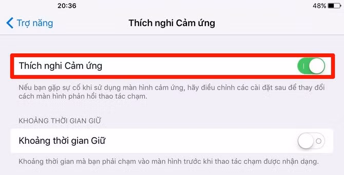  50. Điều chỉnh độ nhạy màn hình cảm ứng. Một tùy chọn mới trên iOS 9 cho phép bạn tùy chỉnh cách mà màn hình sẽ phản hồi lại với cái chạm của bạn, đơn cử như: chỉ nhận 1 lần nhấn duy nhất nếu có nhiều lần nhấn liền kề nhau, hay chỉ nhận cảm ứng khi ngón tay nhấn và giữ trong một thời gian nhất định, … Nếu bạn là một người thường xuyên vận động và mang iPhone theo mình thì tính năng này chắc chắn rất hữu ích.