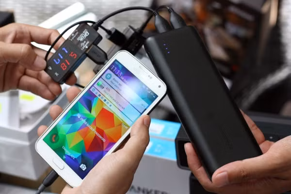 Cho phien cong nghe trong quan ca phe o Sai Gon-Hinh-3