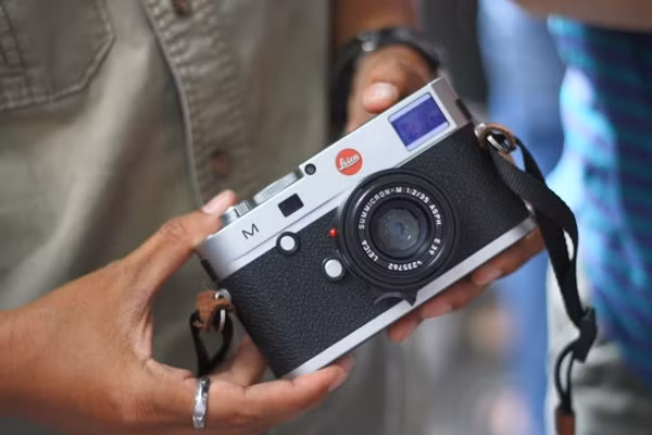 Leica M240 được cho là có giá 4.500 USD.