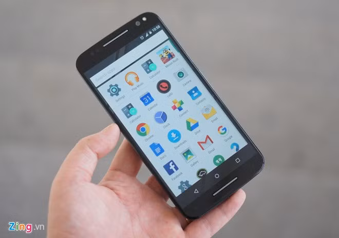 Camera trước của máy có độ phân giải 5 megapixel, camera sau 20 megapixel.