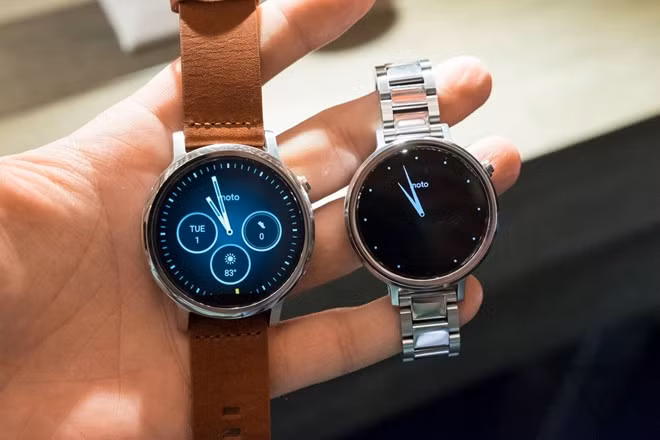 Motorola không dùng những từ như "mẫu đồng hồ", "phiên bản đồng hồ" mà gọi đây là một bộ sưu tập đồng hồ, cụm từ được mượn từ ngành thời trang.