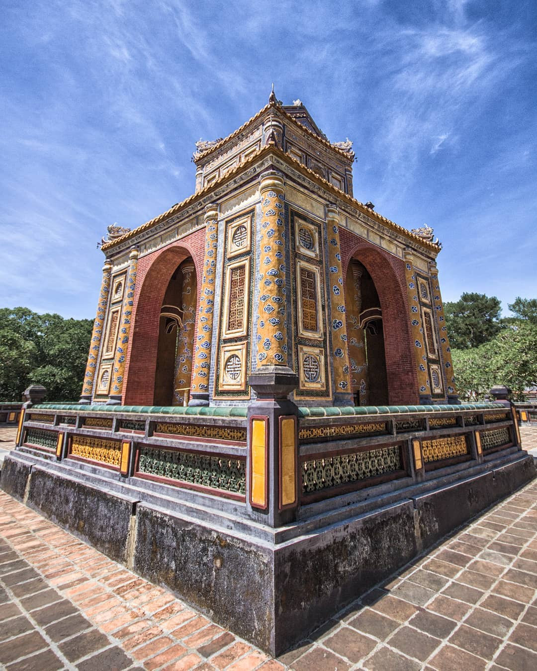 Năm 2019, nhân ngày Di sản Thế giới 18/4, lăng Tự Đức nói chung và bi đình (nhà bia) ở lăng nói riêng là di sản đầu tiên của Việt Nam được Google Arts &amp; Culture giới thiệu tới toàn thế giới qua phiên bản số hóa 3D. Ảnh: Ilsignorcaste.