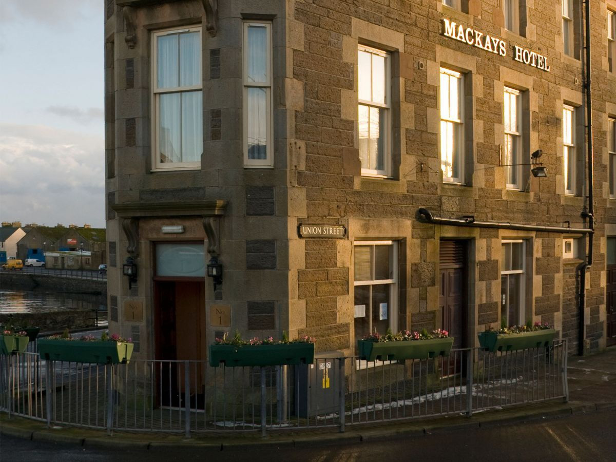 Con đường xuất hiện vào năm 1883 khi Alexander Sinclair - ông chủ của khách sạn Mackays, trở về từ Mỹ với khoản gia tài đáng kể. Ông xây dựng khách sạn tại ngã ba đường Union, River ở Wick và được hội đồng thị trấn yêu cầu in tên lên đoạn ngắn nhất của khách sạn. Ảnh: The Mirror.