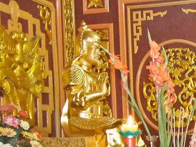 Ho tuong cai lenh vua de tranh doi dau ban tren chien truong-Hinh-2