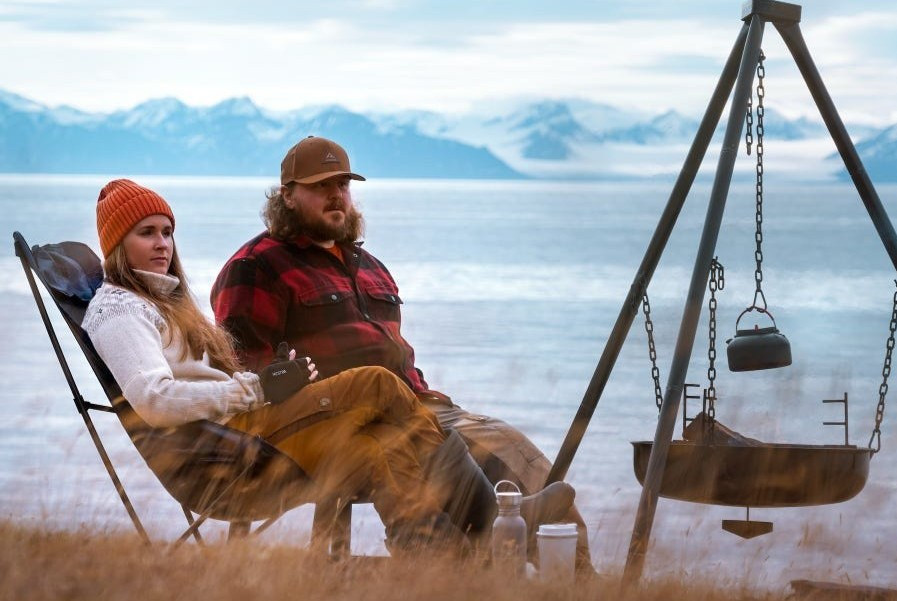 Trong ảnh, Cecilia và bạn trai của cô ấy.