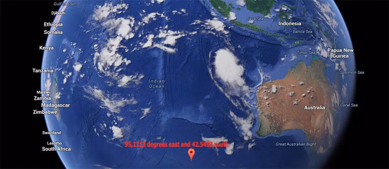 Vị trí tọa độ các vật thể trôi nổi nghi là của máy bay Malaysia mất tích do máy bay quân sự Trung Quốc phát hiện hôm nay.