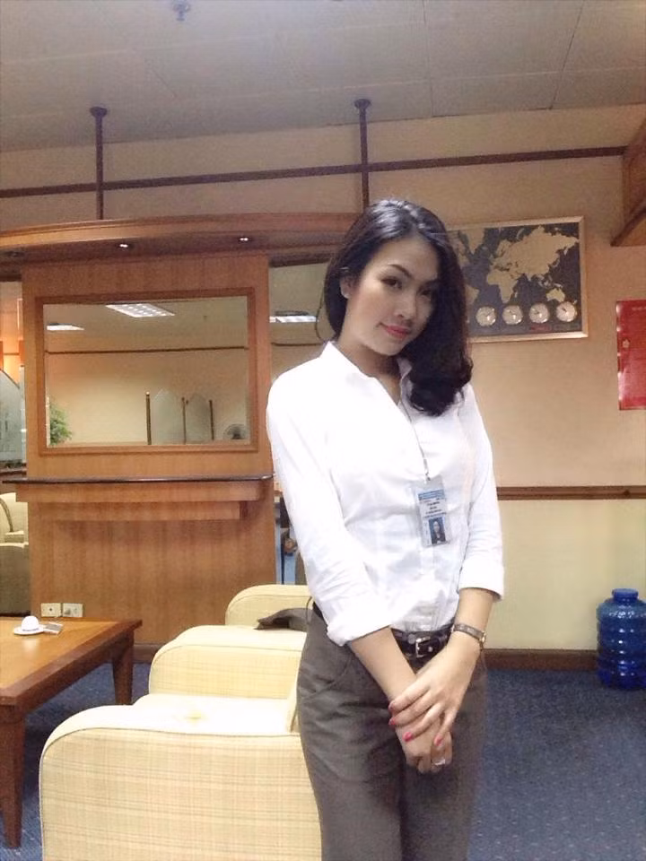 Becks đến Việt Nam lần này để tham dự một vài sự kiện với các nhân vật, doanh nhân nổi tiếng. Anh hạ cánh bằng máy bay riêng và có đoàn vệ sĩ rất chuyên nghiệp...