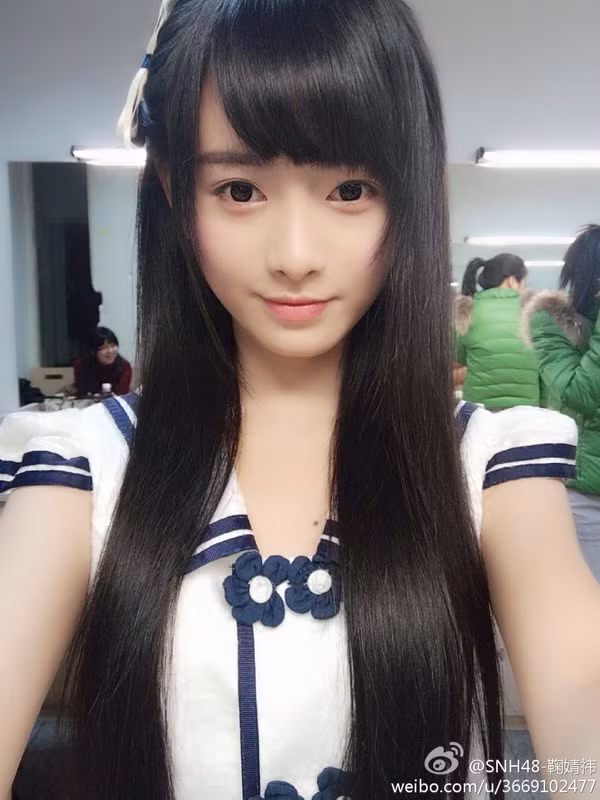 Ngắm ngoại hình, gương mặt của Cúc Tịnh Y có thể thấy những lời khen có cánh của báo giới Nhật Bản không phải là không có cơ sở.