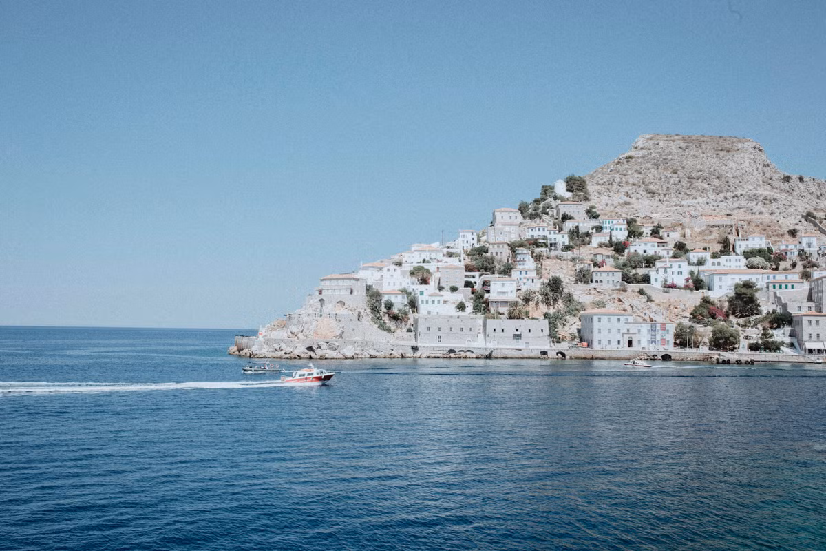 Kham pha dao thien duong chi dung thu 4 chan di lai, cam oto