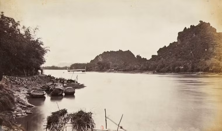 Khung cảnh trên một con sông ở Nam Định.