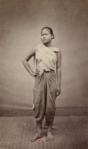 Thiếu nữ người Campuchia.