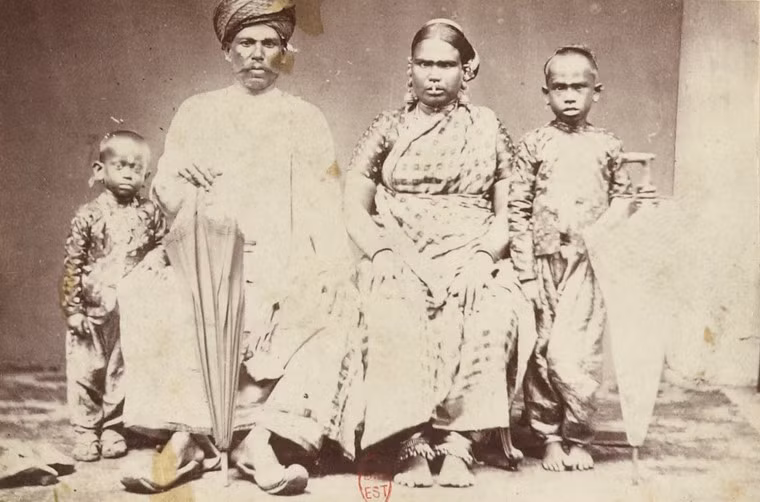 Gia đình người Ấn Độ ở Sài Gòn.