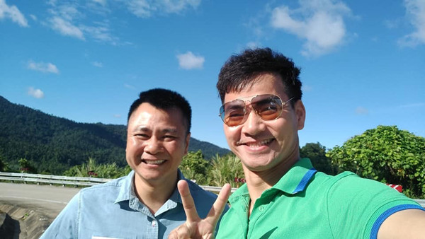 Xuan Bac Tu Long - Doi ban than cung tien, su nghiep thang hoa-Hinh-3