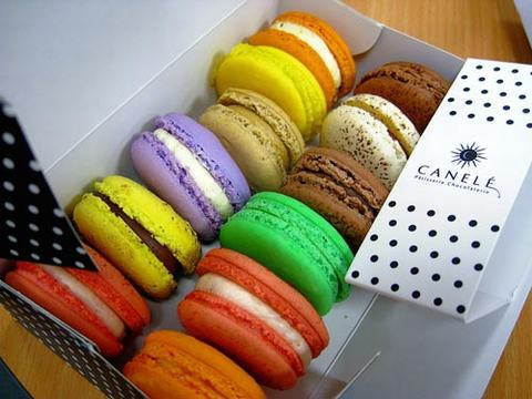 Những chiếc bánh Macaron thường được gói trong những hộp quà sang trọng, tinh tế.