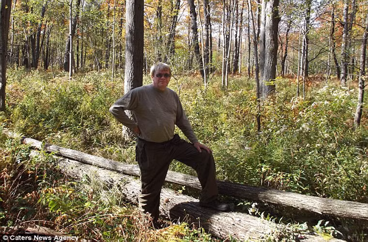 Nhiều người cho rằng đây có thể là bộ rễ cây, và tôi đã quay lại đó để kiểm chứng rằng không có bộ rễ cây nào như thế.