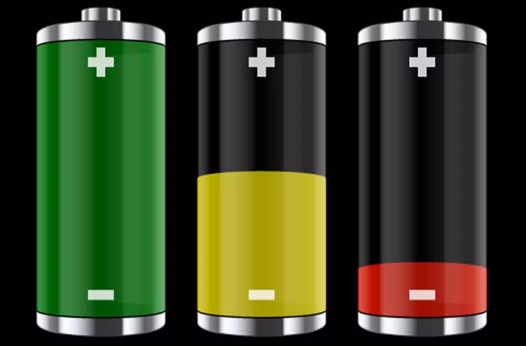 Thời lượng pin sử dụng lâu hơn. Với máy tính bảng, bạn có thể lướt web lên tới 10 tiếng hoặc xem video mà chỉ cần một lần sạc pin trên máy tính bảng. Với máy tính bảng, thời gian người dùng có thể xem pin, đọc sách và nghe nhạc chắc chắn lâu hơn so với laptop.