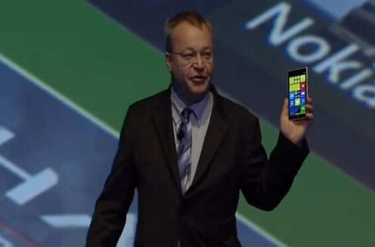 Nokia Lumia 1520 với màn hình 6 inch, sử dụng bộ vi xử lý Snapdragon 800 SoC được giới thiệu.