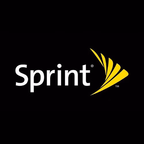 Bố kiện Sprint vì ảnh khiêu dâm trong máy điện thoại của con trai. Sprint và Nextel là 2 bị đơn trong vụ khởi kiện do một ông bố có con mua điện thoại đứng đơn. Nguyên nhân là trong điện thoại của cậu bé này có nhiều hình ảnh khiêu dâm và con ông đã vô tình xem được chúng.