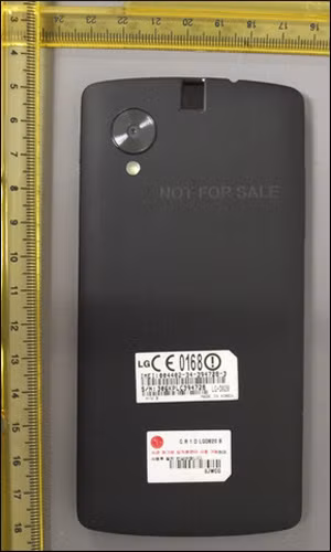 Nexus 5 dùng khe SIM nano. Nhà mạng Life của Ucraina cho biết chiếc điện thoại Nexus 5 của Google có thể có khe SIM nano. Chiếc điện thoại này sẽ được ra mắt vào tháng sau.