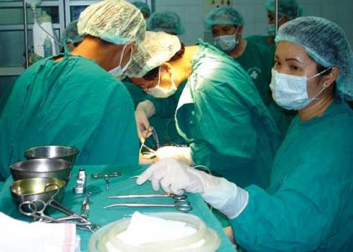 Cuu song benh nhi bang phuong phap ghep te bao goc tao mau