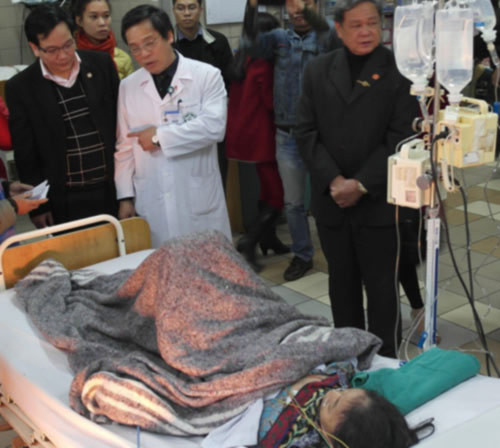 Bệnh nhân ngộ độc nấm đang được điều trị ở BV Bạch Mai