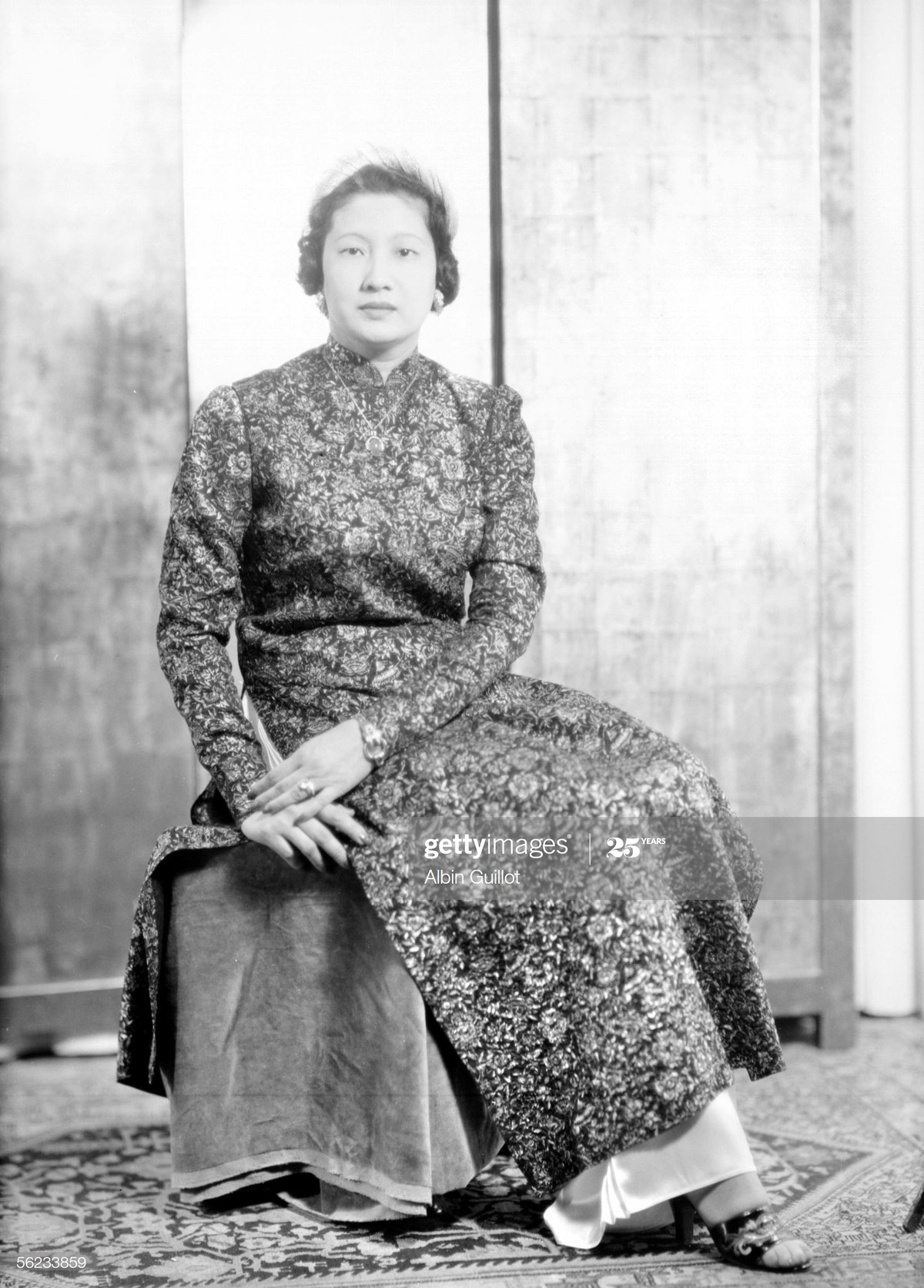 Một bức ảnh chân dung của Nam Phương Hoàng hậu năm 1949.