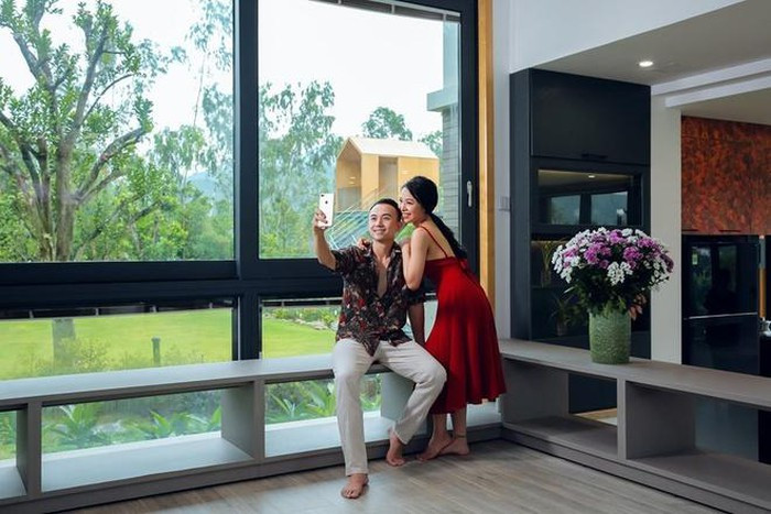 Nhung sao Viet cuoi vo khi moi ngoai 20 tuoi-Hinh-4