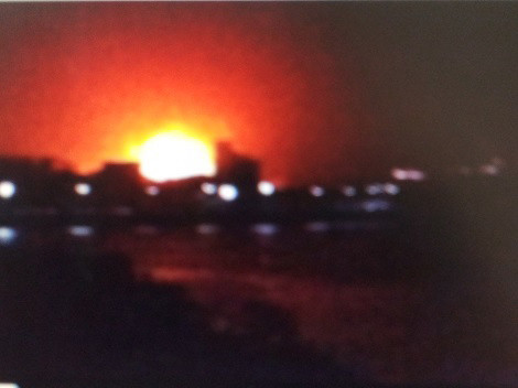 Hình ảnh vụ cháy tàu ngầm Kilo ở Ấn Độ.