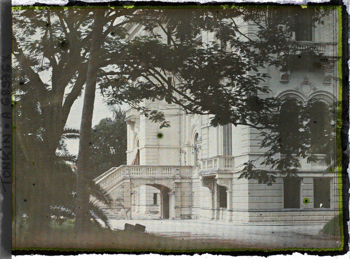 Một góc Phủ toàn quyền xưa.