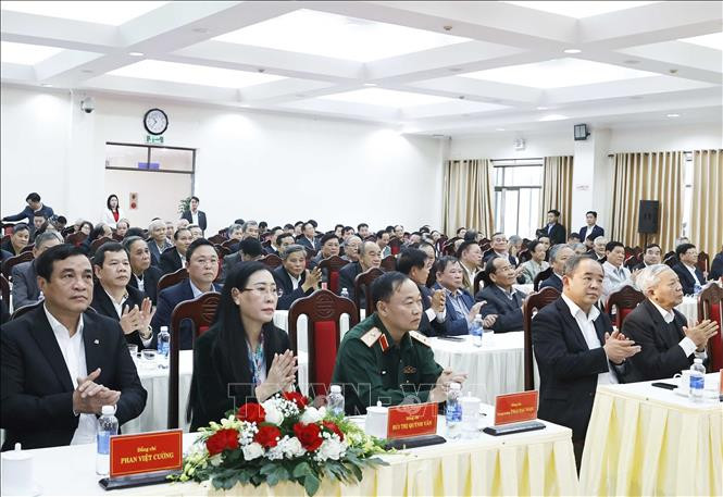 Các đại biểu tại buổi gặp mặt.