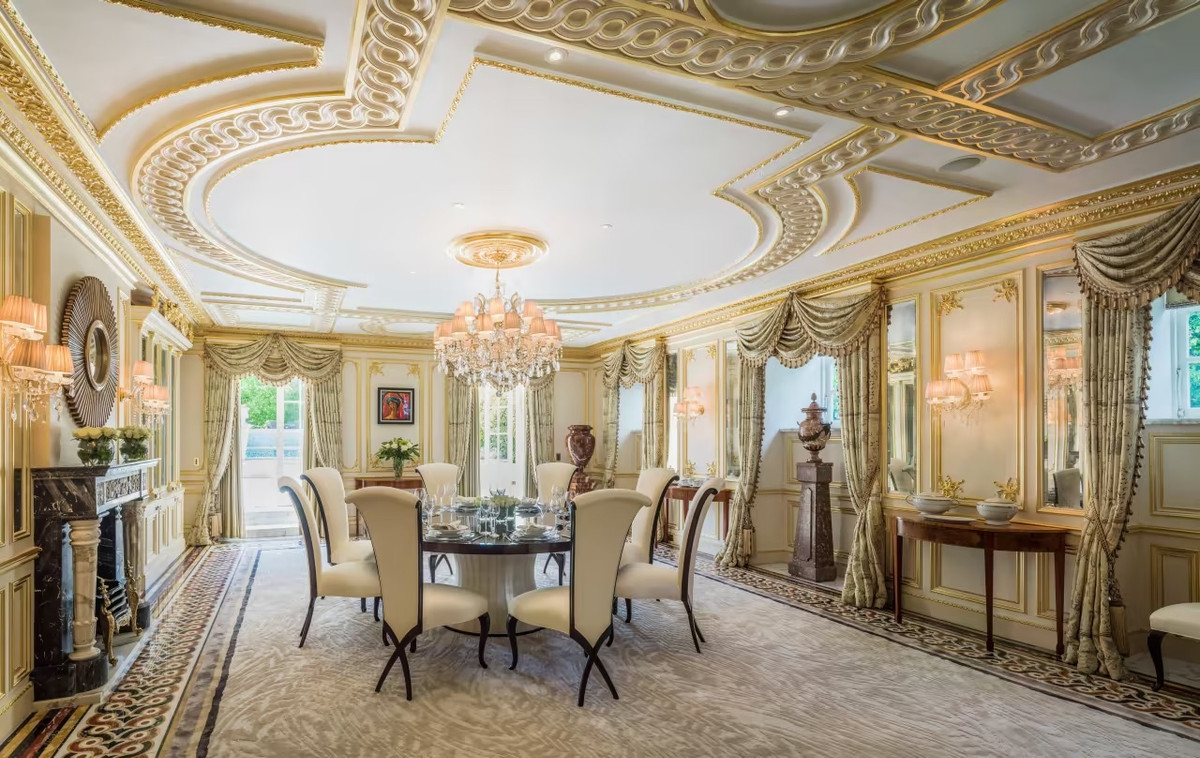 Bất động sản này thậm chí còn được sử dụng làm bối cảnh trong loạt phim James Bond, bao gồm Live and Let Die và The Man with the Golden Gun.