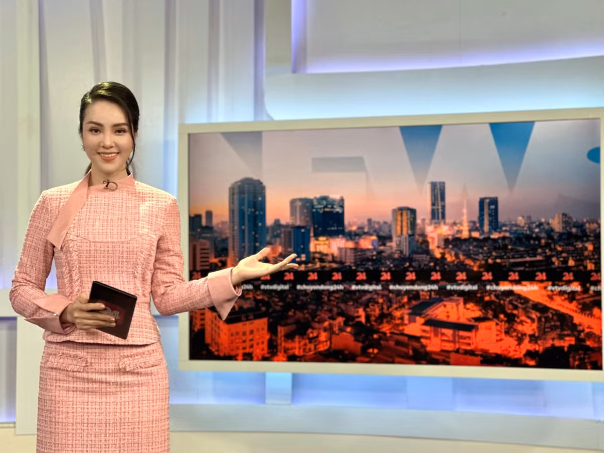 Nhan sac doi thuong cua dan Hoa hau, A hau lam BTV tai VTV-Hinh-15