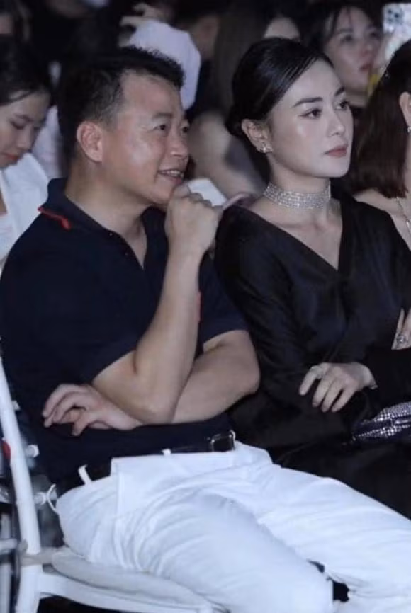 Phuong Oanh bi mang la 