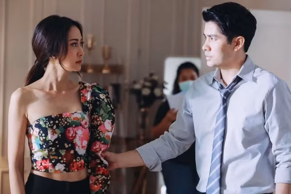 Ket hon 5 nam, chong toi van con nho den nguoi yeu cu