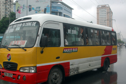 ... chuẩn bị vào bến.