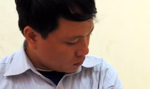 Đối tượng Vũ Thành Chung tại cơ quan công an.