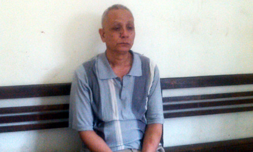 Ông Phúc đến cơ quan công an đầu thú về hành vi đánh chết vợ.