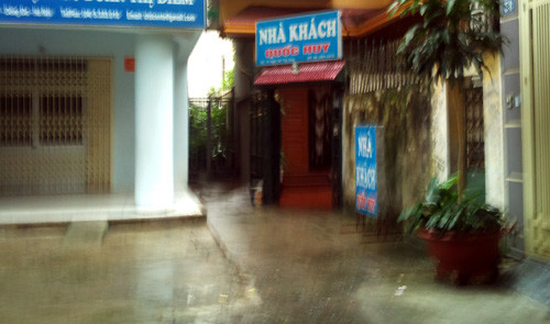 Nhà nghỉ ở ngõ 167 phố Tây Sơn, quận Đống Đa, Hà Nội, cả ngày không một bóng khách ghé thăm.