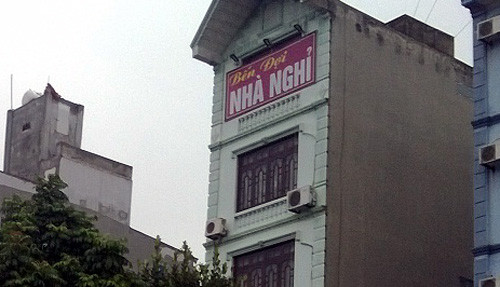 Nhà nghỉ nơi xảy ra án mạng.