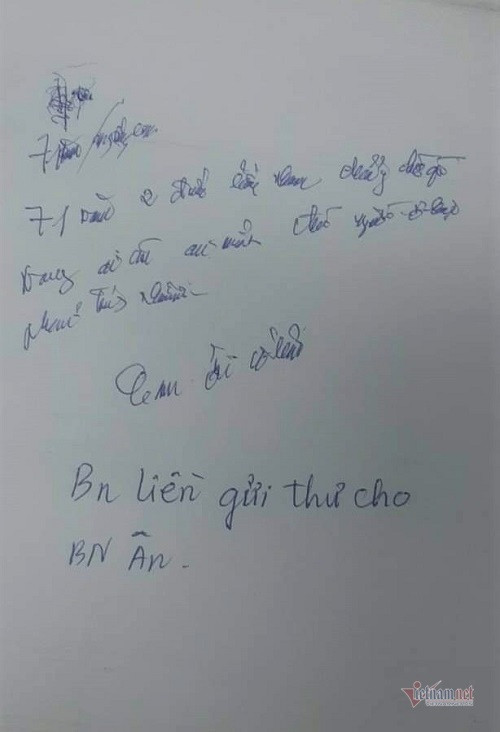 Cu ba 71 tuoi mac COVID-19 o Ha Noi xin nhuong may tho cho chong-Hinh-3