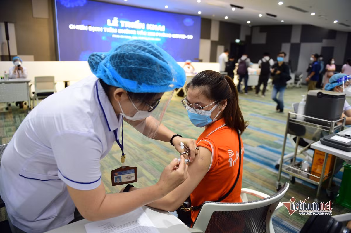 80% F0 khong co trieu chung, cham soc tot de ho tiep tuc lam viec-Hinh-2