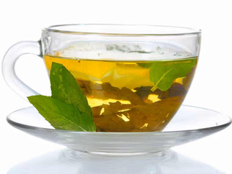 EGCG tác dụng tích cực của EGCG đối với sức khỏe con người như khả năng diệt trừ vi rút, vi khuẩn, ngăn chặn sự phát triển của tế bào ung thư.