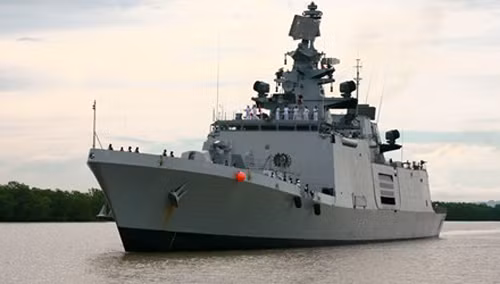 INS Shivalik là tàu khu trục thế hệ mới, một trong những chiến hạm hiện đại nhất của Hải quân Ấn Độ.