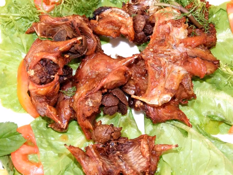 Thịt chuột khìa nước dừa ăn mềm, ngọt thanh cùng hương thơm phức của các loại gia vị.