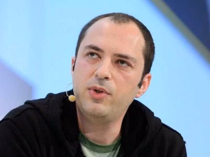 Là người sáng lập WhatsApp, Jan Koum, hiện có tới 6,8 tỷ USD nhưng vẫn không từ bỏ thói quen tiết kiệm từ thời ấu thơ gian khổ.